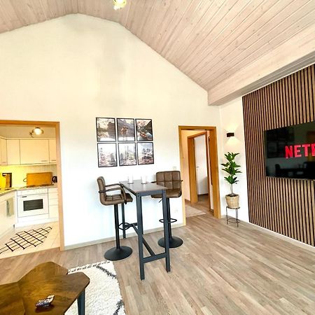 Gemuetliche Balkon-Oase Mit Blick Auf Skywalk Apartment Stryck Ngoại thất bức ảnh